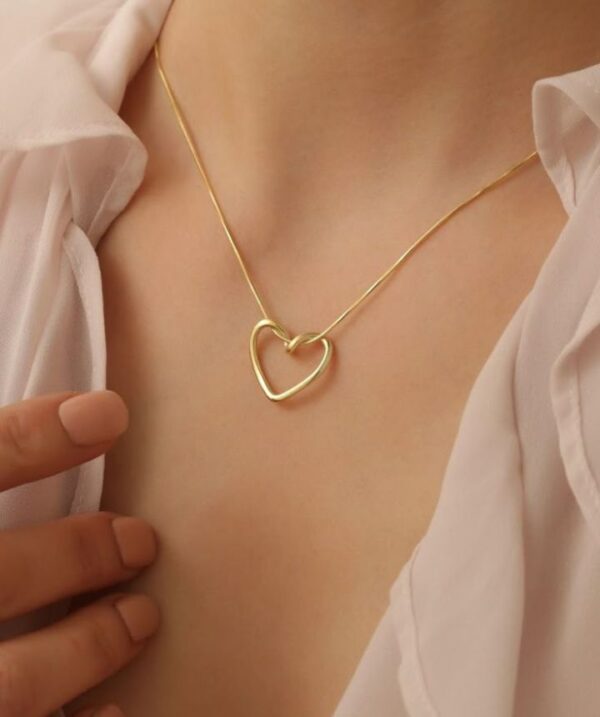 Enchanted Heart Gold