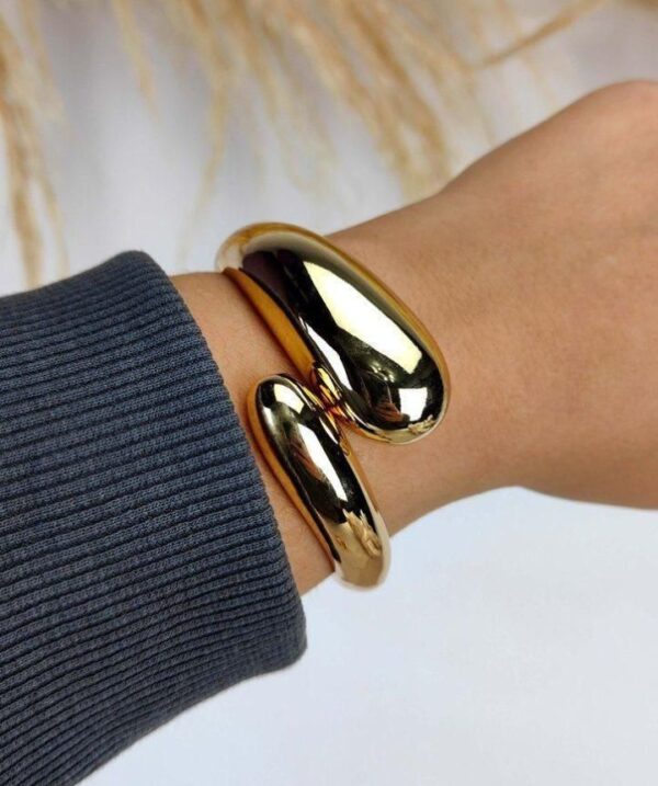 Luma Flow Cuff